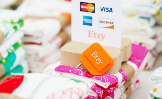 [图]Etsy向消费者免费推出信用卡手机支付配件